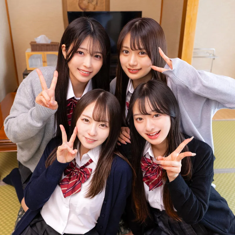 かりん&めいさ&かほ&あおい 無料サンプル画像(1) 【【無料動画】素人がいっぱい【フル動画】】