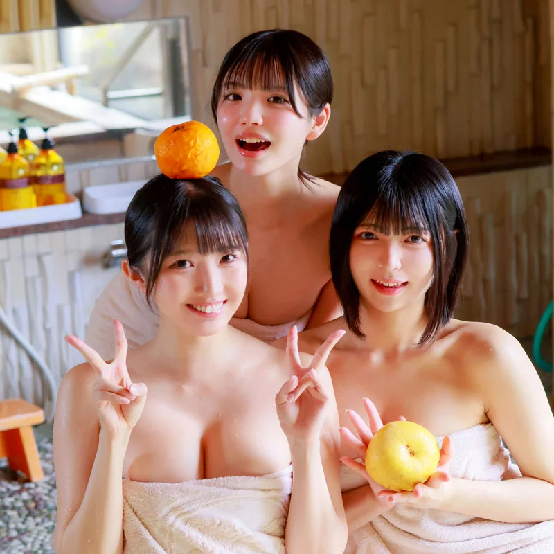 ユミ＆ヒカリ＆メル 無料サンプル画像(1) 【【無料動画】素人がいっぱい【フル動画】】